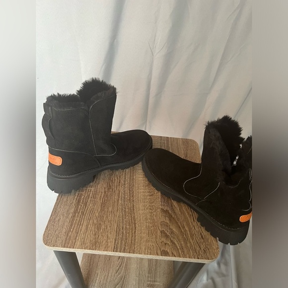 NWOB Cozy Black Suede Chelsea Side zipper booties NEVER WORN - Picture 7 of 15